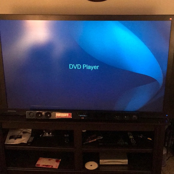 Hitachi “Ultravision”... 62 inch Television - Picture 1 of 2